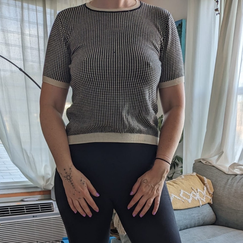 Vintage checkered sweater top